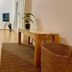 Labed - Wohnen Direkt An Der Drosselgasse, Stilvolle Mit Rheinblick *