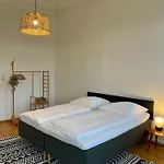 Labed - Wohnen Direkt An Der Drosselgasse, Stilvolle Mit Rheinblick *