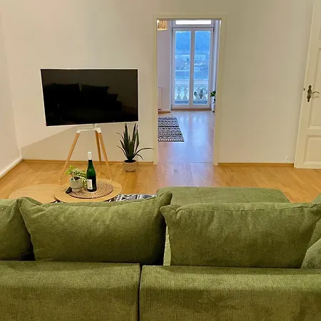 Labed - Wohnen Direkt An Der Drosselgasse, Stilvolle Mit Rheinblick