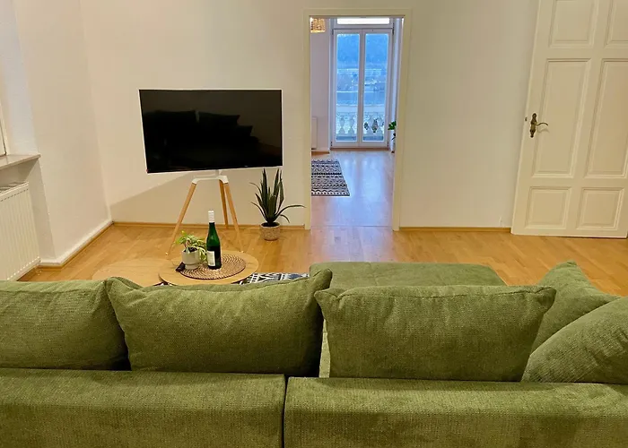 Labed - Wohnen Direkt An Der Drosselgasse, Stilvolle Mit Rheinblick